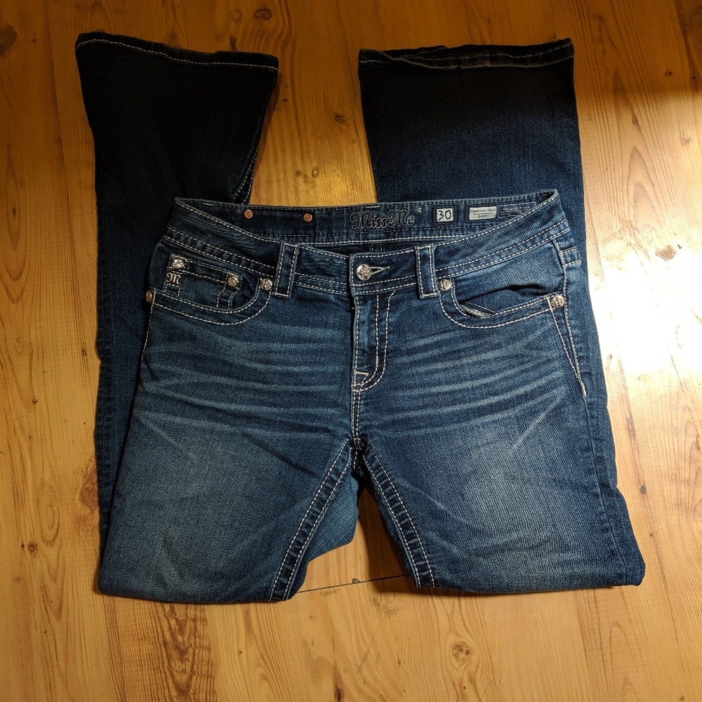 Bejeweled Miss Me jeans Size 30 - Picture 6 of 7